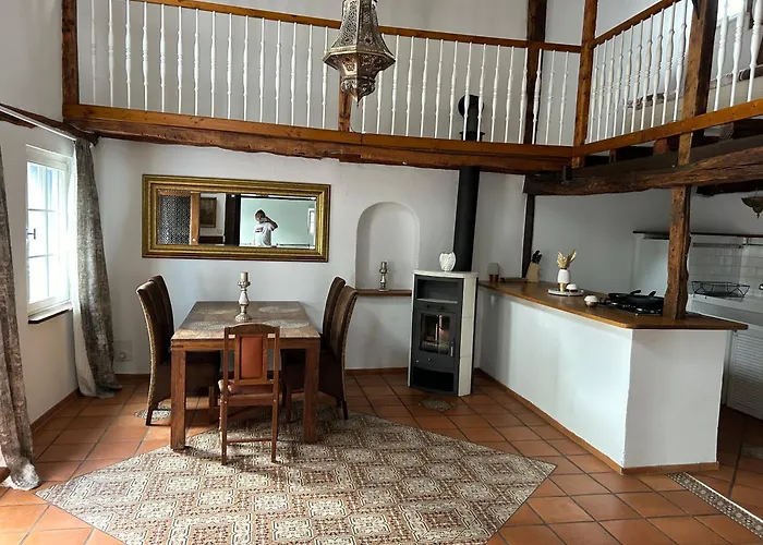 Charmantes Haus Naehe Bonn Koeln Messe Phantasialand Appartement
